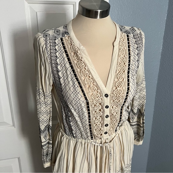 Anthropologie Floreat Perrie Dress Boho Cream / Ivory 3/4 Sleeve Tassel Tie - Picture 4 of 12